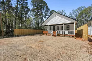 210 Canary St, Point Blank, TX 77364 - Photo 5