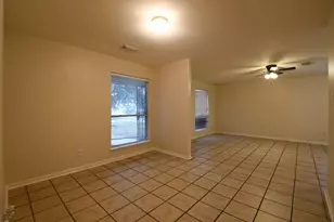 8611 Texas Acorn Ave, Houston, TX 77078 - Photo 15