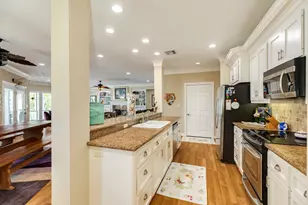 3635 Cove Ln, Galveston, TX 77554 - Photo 33