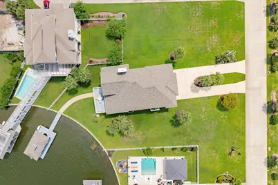 3635 Cove Lane, Galveston, TX 77554 - Photo 3