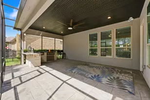 252 Connemara Dr, The Woodlands, TX 77382 - Photo 33