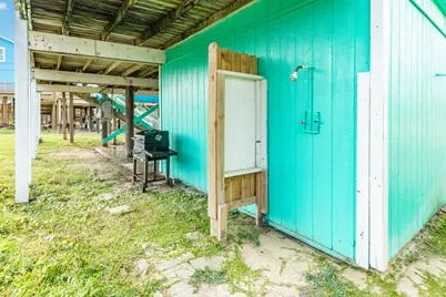 411 Seashell Drive, Surfside Beach, TX 77541 - Photo 31