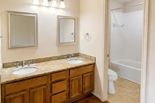 15343 Mondrian Dr, Houston, TX 77083 - Photo 5