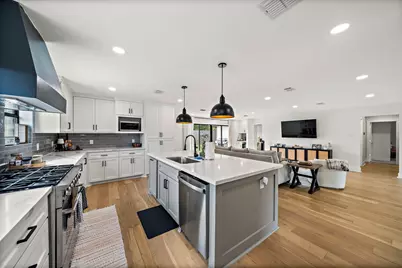 1902 Knoboak Circle, Houston, TX 77080 - Photo 9