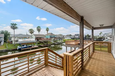26 N Curlew Street, La Marque, TX 77568 - Photo 9