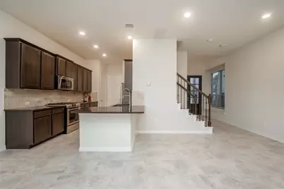 1634 Ryon Falls Drive, Richmond, TX 77469 - Photo 9