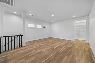 910 Northwood St, Houston, TX 77009 - Photo 33