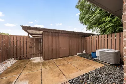 10328 Hammerly Boulevard #10, Houston, TX 77043 - Photo 19