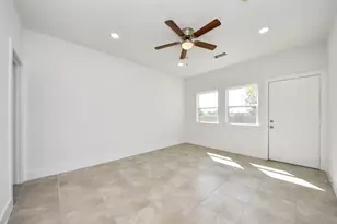 1189 County Road 5100, Cleveland, TX 77327 - Photo 33