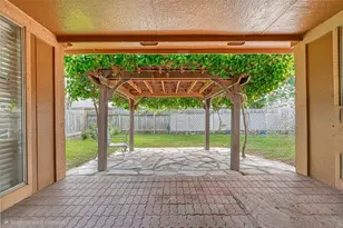 1235 Summer Park Ln, Katy, TX 77450 - Photo 21