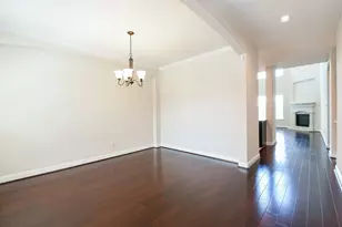 4606 Sky Harbor Ct, Sugar Land, TX 77479 - Photo 5