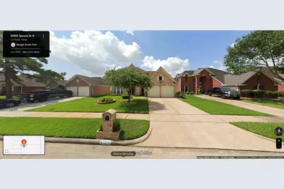 10904 Spruce Drive N, La Porte, TX 77571 - Photo 7