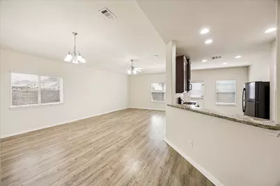 24634 Lakecrest Creek Drive, Katy, TX 77493 - Photo 3