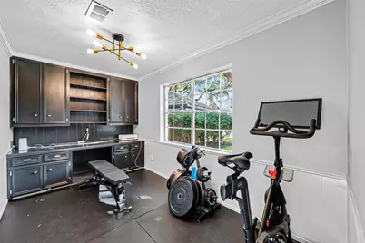 1638 Fall Valley Drive, Houston, TX 77077 - Photo 19
