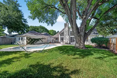 1638 Fall Valley Drive, Houston, TX 77077 - Photo 37