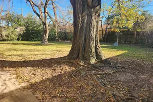 903 Peach Spring Dr, Houston, TX 77088 - Photo 5