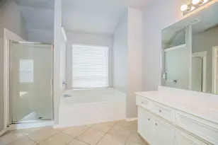 26945 Kings Crescent Dr, Kingwood, TX 77339 - Photo 9