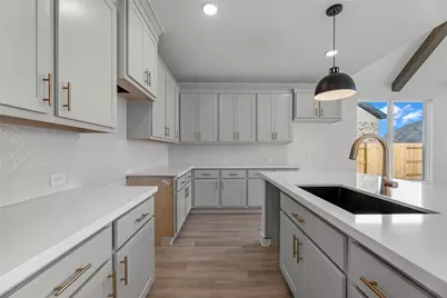 27203 Sunflower Glen Lane, Hockley, TX 77447 - Photo 5