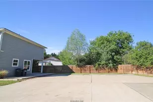 1637 Park Pl, College Station, TX 77840 - Photo 25