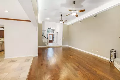 6 S Buck Ridge, The Woodlands, TX 77381 - Photo 9