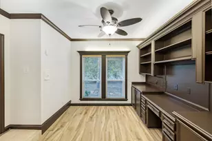 6 S Buck Ridge, The Woodlands, TX 77381 - Photo 17