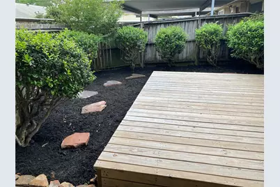 3918 Laura Leigh Drive, Friendswood, TX 77546 - Photo 9