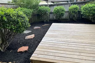 3918 Laura Leigh Dr, Friendswood, TX 77546 - Photo 9