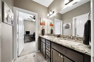219 W 27th St, Houston, TX 77008 - Photo 27