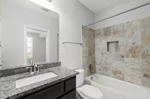 702 N Shepherd Dr, Houston, TX 77007 - Photo 19