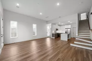 881 Rachel St, Houston, TX 77091 - Photo 7