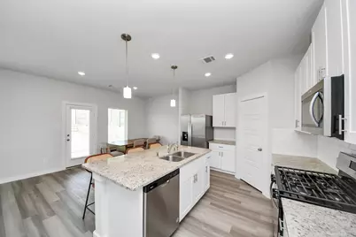 1929 Oregon White Oak Drive, Conroe, TX 77304 - Photo 9