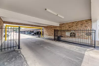 2101 Fountain View Drive #46C, Houston, TX 77057 - Photo 3