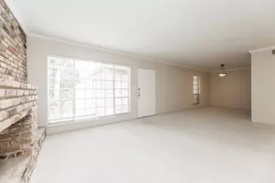 2101 Fountain View Dr, Houston, TX 77057 - Photo 11