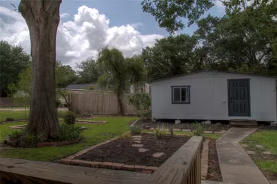 415 Perkins Avenue, League City, TX 77573 - Photo 33