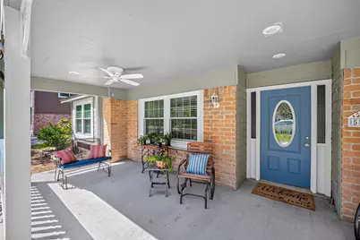 558 Landfall Lane, Conroe, TX 77302 - Photo 9