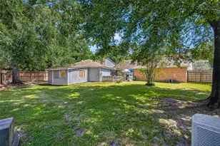558 Landfall Ln, Conroe, TX 77302 - Photo 43