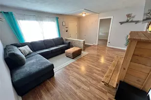 917 Ridgecrest St, Angleton, TX 77515 - Photo 5