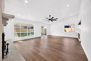 8515 Rivercross Rd, Houston, TX 77064 - Photo 9