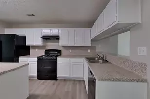 13830 Keyworth Dr, Houston, TX 77014 - Photo 7