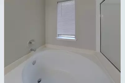 13830 Keyworth Drive, Houston, TX 77014 - Photo 11