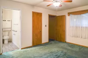 424 Candy St, El Campo, TX 77437 - Photo 15