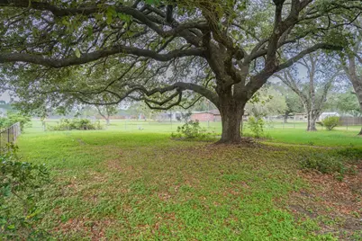 424 Candy Street, El Campo, TX 77437 - Photo 25