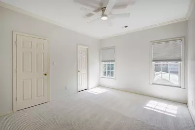 2709 Wroxton Road, West University Place, TX 77005 - Photo 17