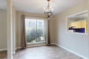 7840 Bateman Ln, Houston, TX 77088 - Photo 11