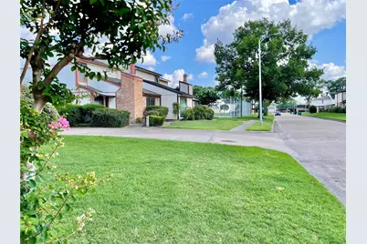 7840 Bateman Lane, Houston, TX 77088 - Photo 3