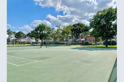 7840 Bateman Lane, Houston, TX 77088 - Photo 17