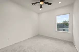 9212 Arvin St, Houston, TX 77028 - Photo 7