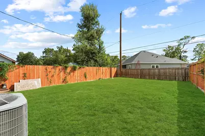 9212 Arvin Street, Houston, TX 77028 - Photo 23