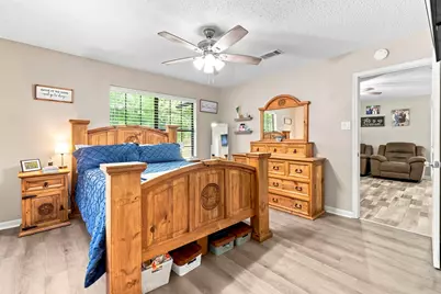 215 Lazy Oak Drive, Livingston, TX 77351 - Photo 17