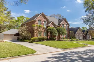 3819 Echo Mountain Dr, Houston, TX 77345 - Photo 3